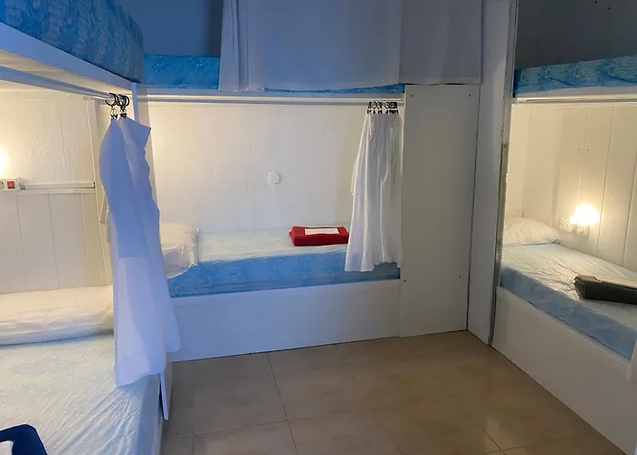 Backpacker Eras Ii 호스텔 *