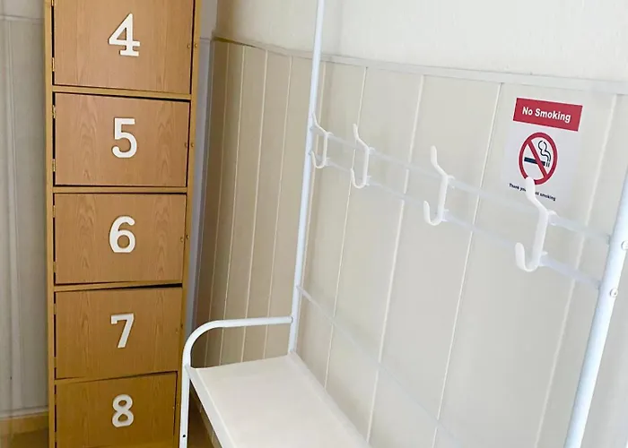 Backpacker Eras Ii 호스텔 *